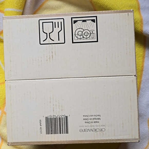 NIB -Circleware Hill Street Whiskey Glasses 12.5oz, set of 4 - Picture 5 of 9